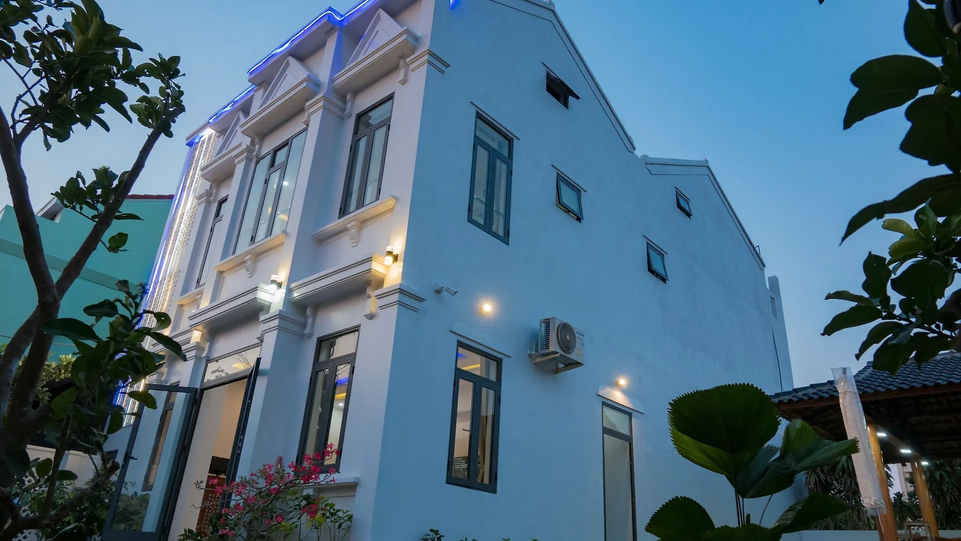 An Bang Golden Beach Villa Hoi An Vietnam